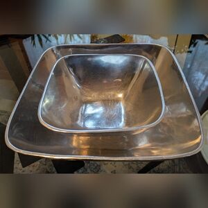 Set Of 2 Vintage Hammered Aluminum Square Serving Bowls.